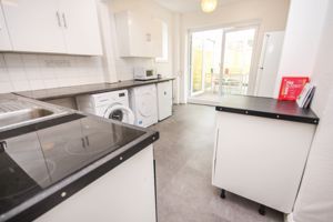 Photo 19- click for photo gallery